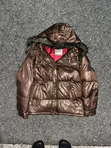 archive 퍼 다운 재킷 시크 스타일 짧은 기장 광택 opium