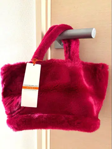 택 포함 새상품 까스텔바작 퍼 소재 토트백