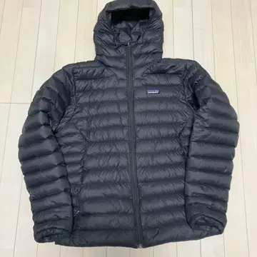 Patagonia 블랙 다운 스웨터 후디 후드 부착
