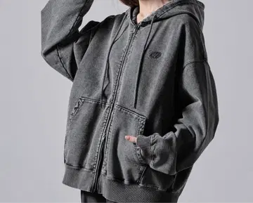 그레이 후드 부착 집업 후드티