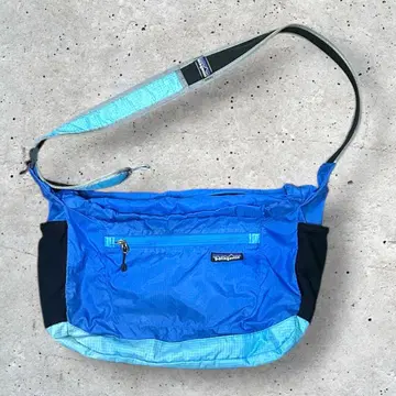 Patagonia 라이트웨이트 트래블 쿠리에 메신저 백 단종