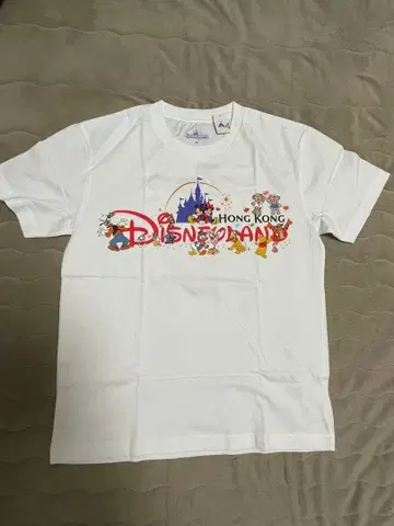 홍콩 디즈니랜드 T셔츠 M 사이즈