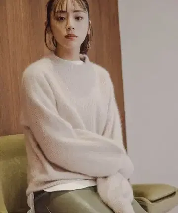 안데뮤 폭스 네이비 루즈 니트