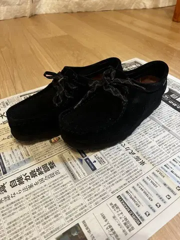 클락스 왈라비 GORE-TEX 블랙 스웨이드