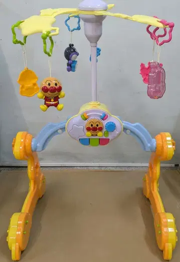 호빵맨 8WAY 워커까지 변신! 욕심쟁이 멜리