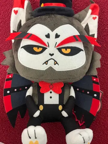 라운드원 한정판 해즈빈 호텔에 어서오세요 앉은 봉제 인형 허스크