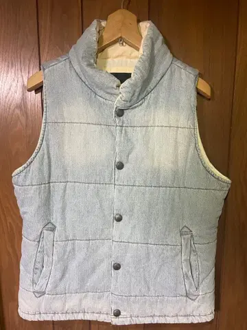 연한 데님풍 충전솜 베스트