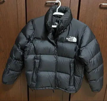 THE NORTH FACE 숏 눕시 블랙 다운 자켓