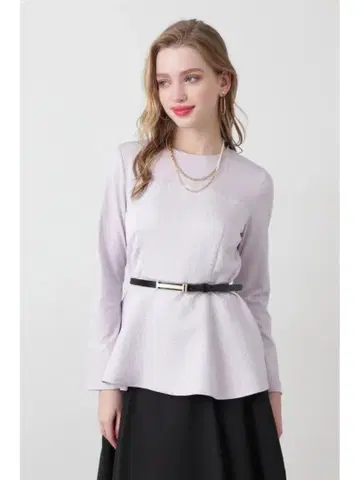 핑키앤다이안 페플럼 상의 38 택 포함 미사용 새상품 퍼플