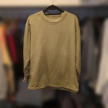 올리브 그린 긴팔 빈티지 트레이닝복