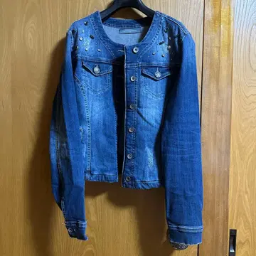 SANDRO FERRONE 이탈리아제 데님 자켓 비쥬 부착 M