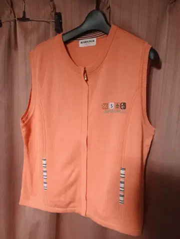 먼싱웨어 빈티지 니트 베스트 집업 살몬 핑크