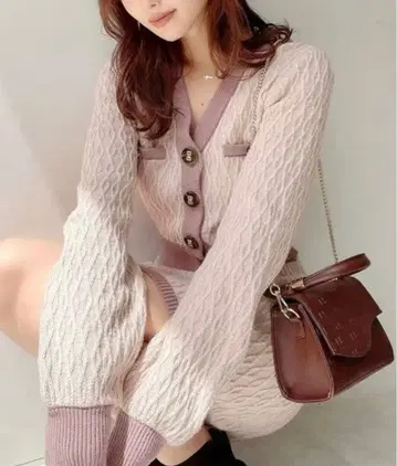 리젝시 니트 가디건&스커트 셋업