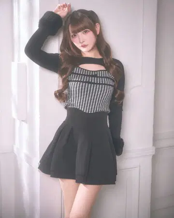 michellMacaron 슬림 레그 스커트