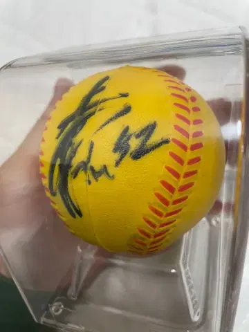 후쿠오카 소프트뱅크 호크스 가와사키 무네노리 사인볼