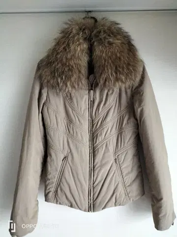 올드 잉글랜드 베이지 다운 자켓 퍼 포함