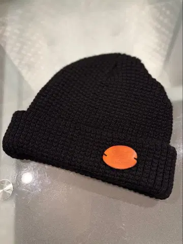 일비종떼 블랙 손뜨개질 니트 비니