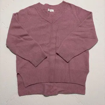 GALLARDA GALANTE 개럴개런트 V넥 니트 스웨터