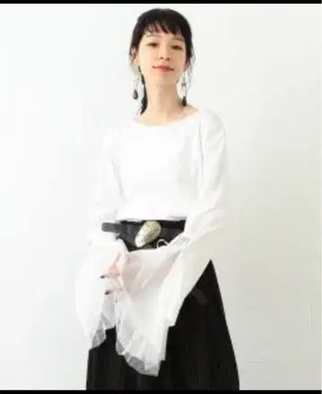 Ray Beams 메쉬 플레어 커프스 풀오버