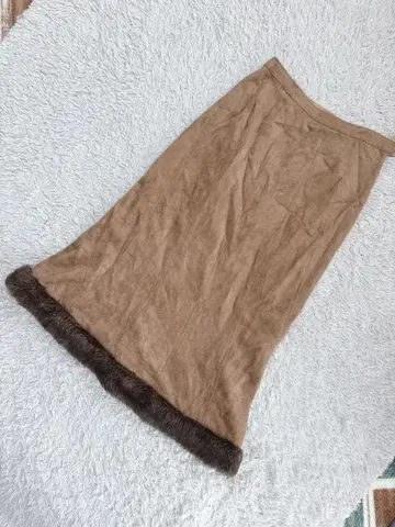 Jane Marple Dans Le Salon 제인 마플 스커트