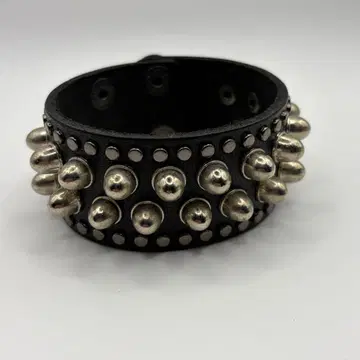 스터드 레더 팔찌 펑크 락 바이커 블랙