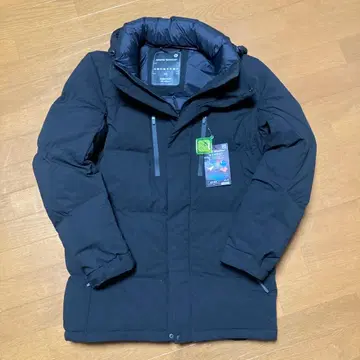 XShelter GIGA PUFF 다운 코트 LL 블랙