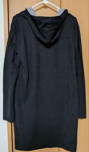 후드 부착 블랙 니트 가디건