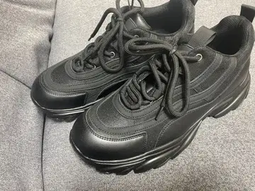 [ELLUV] +7cm 볼륨 하이 밑창 통굽 스니커즈 블랙