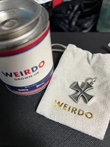 WEIRDO 아이언 로스트 탑