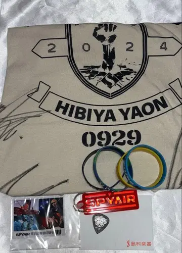 SPYAIR 사인 포함 T셔츠 굿즈 묶음 판매