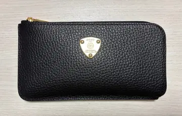 아타오 스리모 켈리 블랙