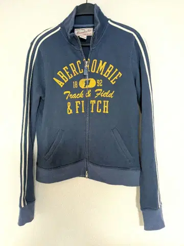 아베크롬비 앤 피치 저지 Abercrombie & Fitch