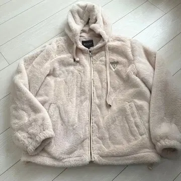 GUESS 베이지 플리스 자켓
