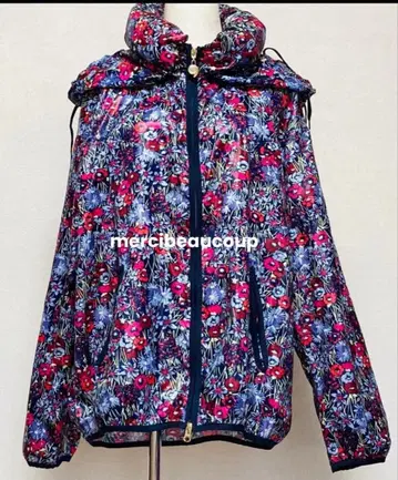 메르시보쿠 바스락 나일론 자켓 후드티 꽃무늬