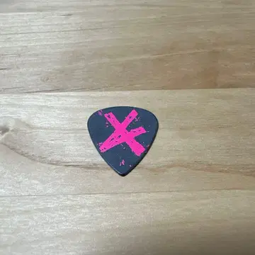 ONE OK ROCK 기타 피크 Toru 본인 사용