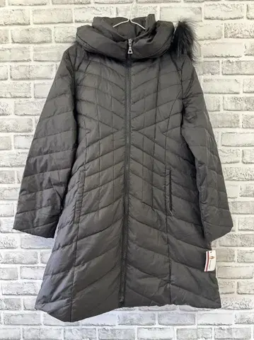 다크 그레이 퀼팅 다운 자켓