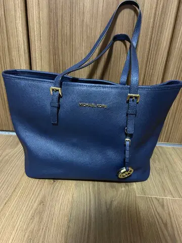 마이클코어스 토트백 네이비