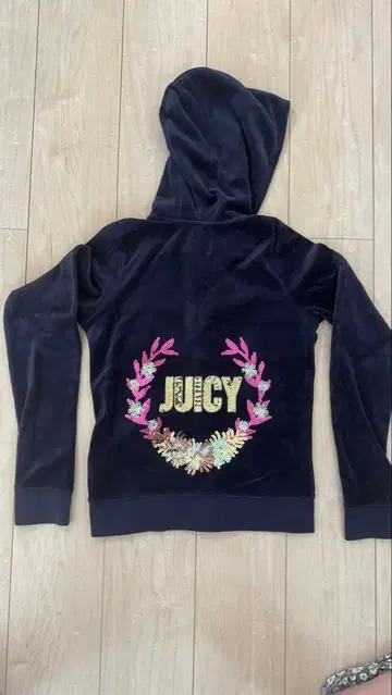 Juicy Couture 벨로아 후드티 XL