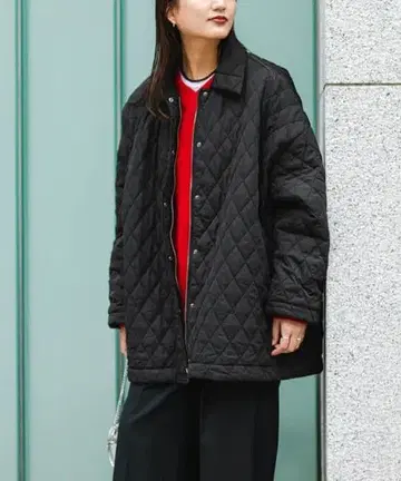 어반 리서치 퀼팅 텐트 코트 블랙