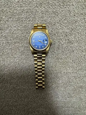 발렌티노 도마니 남성용 손목시계 골드 데이데이트 방수