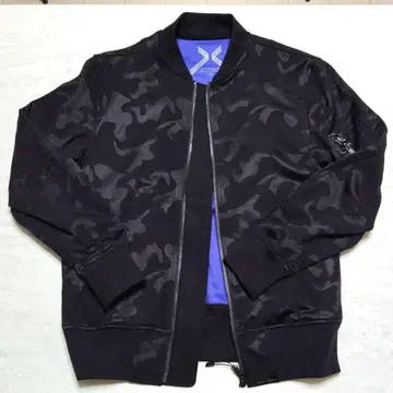 새상품급 트랜지션 블랙 남성용 점퍼