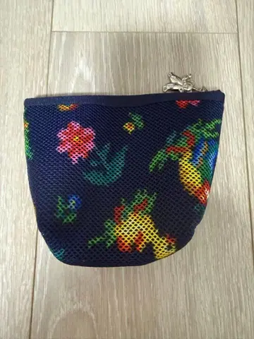 페이러 하이디 패턴 메쉬 파우치 네이비 보트형