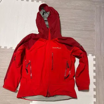 mont-bell 마운틴 파카 레드