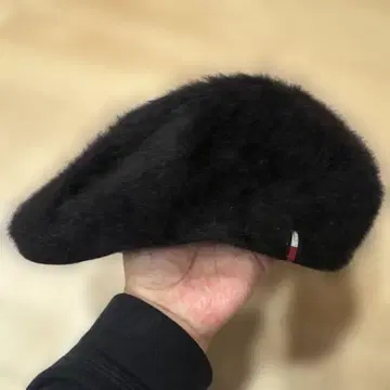 토미걸 블랙 헌팅 캡