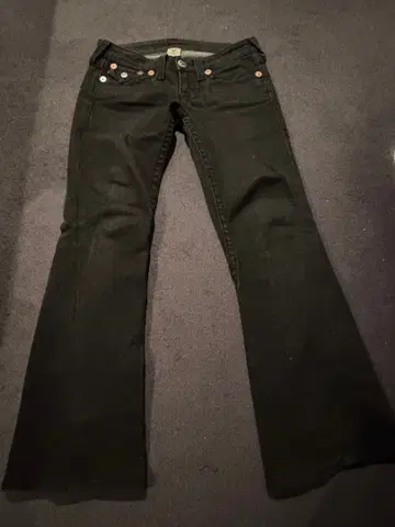 트루 릴리젼 블랙 부츠컷 데님