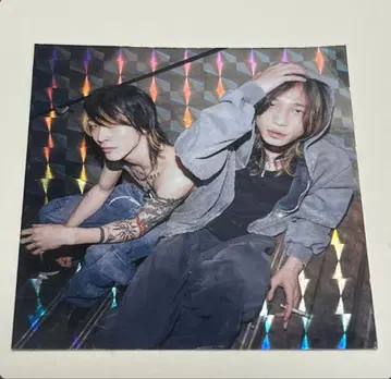 쥬우 안과 나 밴딩 브라 비즈니스 스티커