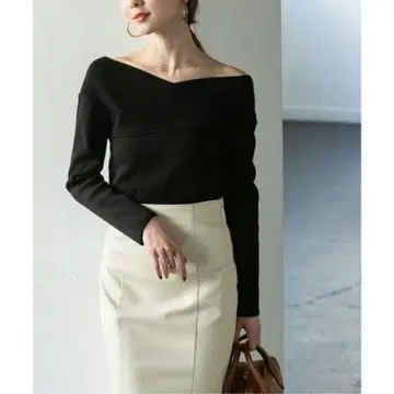 노블 크로스 리브 니트 바디수트