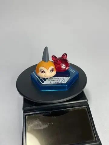 디지몬 피규어 오렌지 빨간색 약 5cm