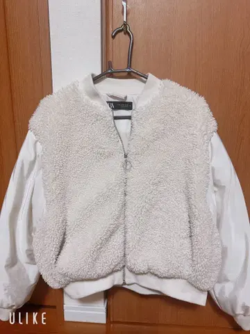 ZARA 보아 자켓 M 사이즈 크림색