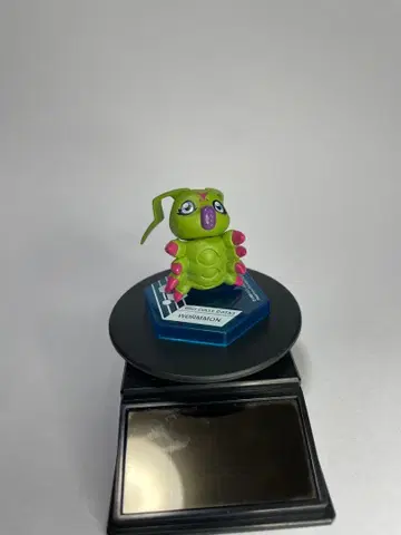 웜몬 피규어 약 6cm